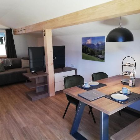 Ferienwohnung Auszeit Schoenau Am Koenigssee エクステリア 写真